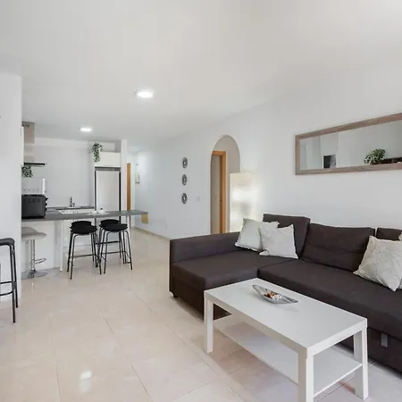 Sandra La Perla Apartment *